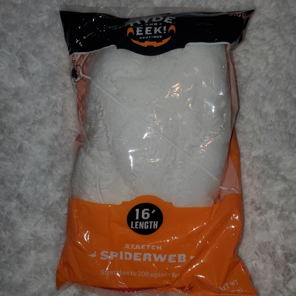 Hyde & Eek! Spider Webs, Spiders, Beverage Holder Happy Halloween Caution Tape - Picture 3 of 7